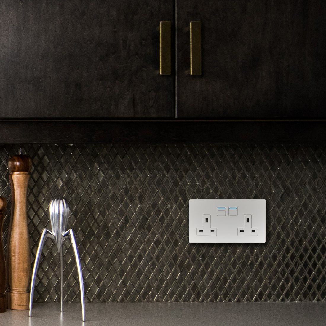 Lightwave Smart Plug Smart Sockets – Lightwave